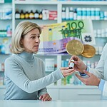 Homöopathie auf Kassenkosten: Verschwendung von Milliarden Steuergeldern?